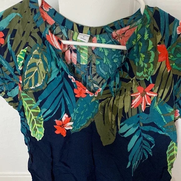 Old navy jungle print blouse size M - Picture 2 of 5